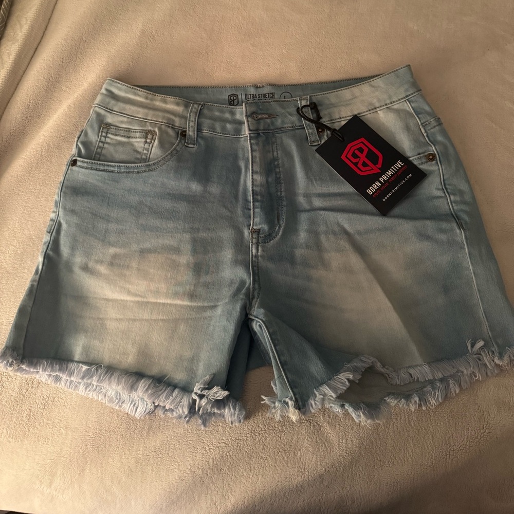 Primitive Light Wash Frayed Hem Stretchy Denim Shorts